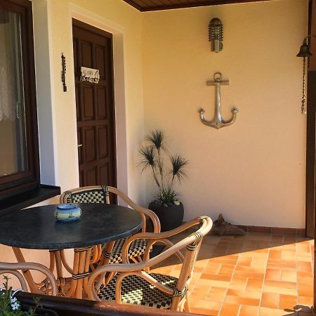 Breeger Boddenhuus Villa Bagian luar foto
